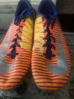 Sports shose
