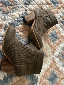 Olive Block Heel Boots 
