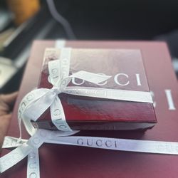 Brand New Gucci Hat & Wallet 