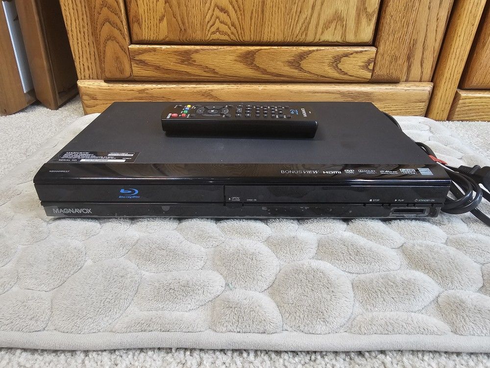 Magnavox Blu-ray Disc Player w/ Remote