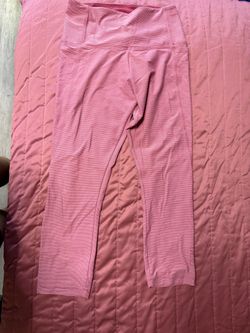 Lorna Jane red stripe capri pants