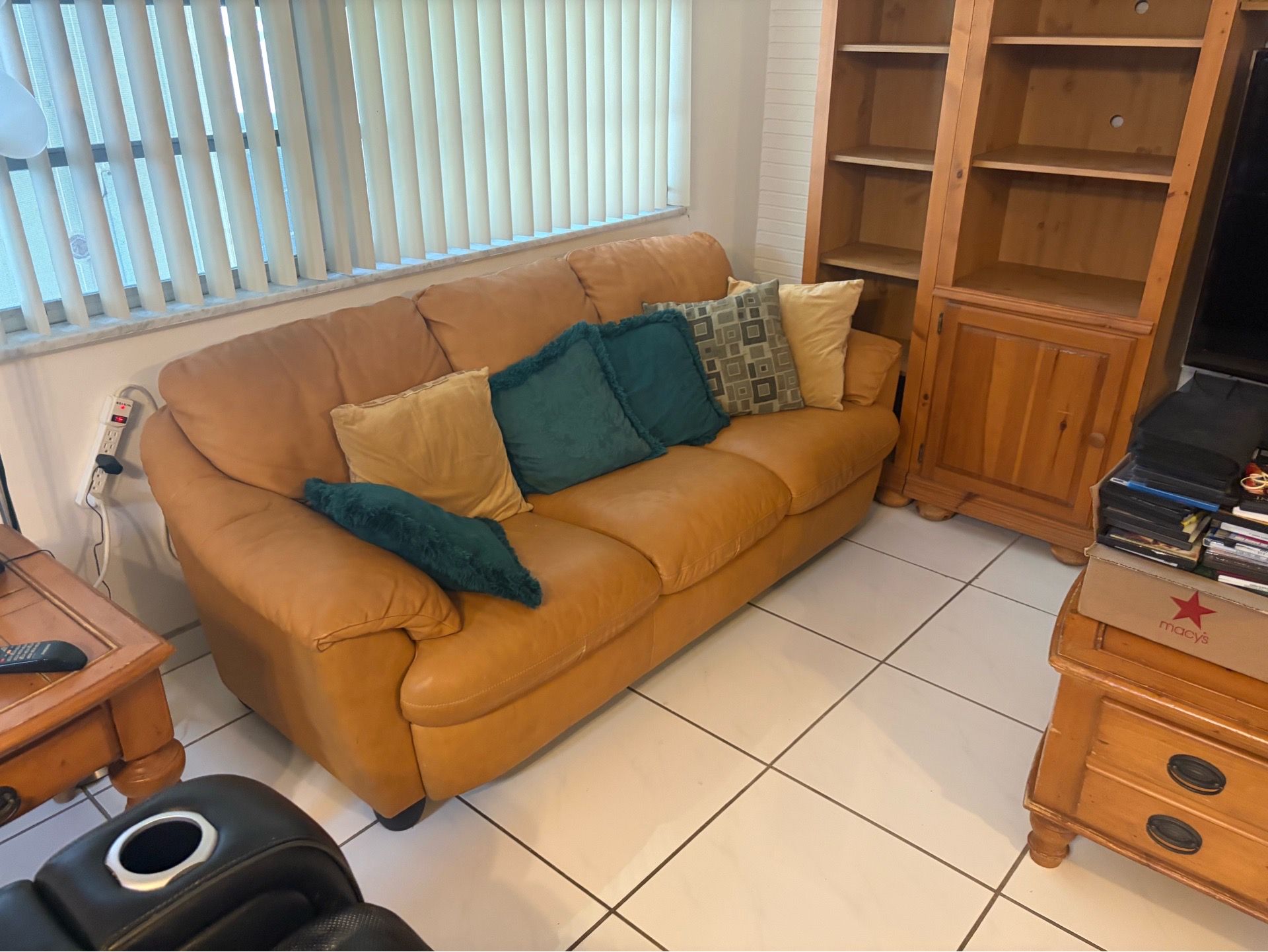 Furniture set