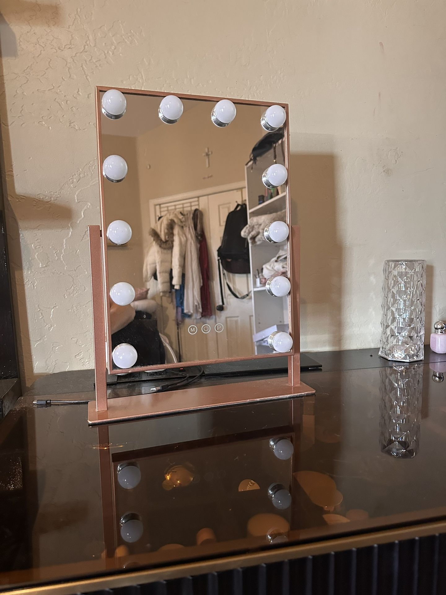 Hollywood Vanity Mirror Rose Gold 20.00 Obo