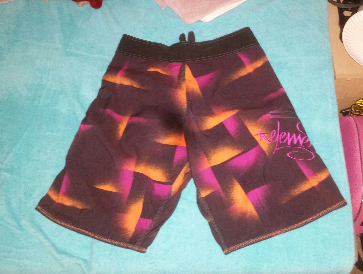 Men's Element Board Shorts - Size 31
