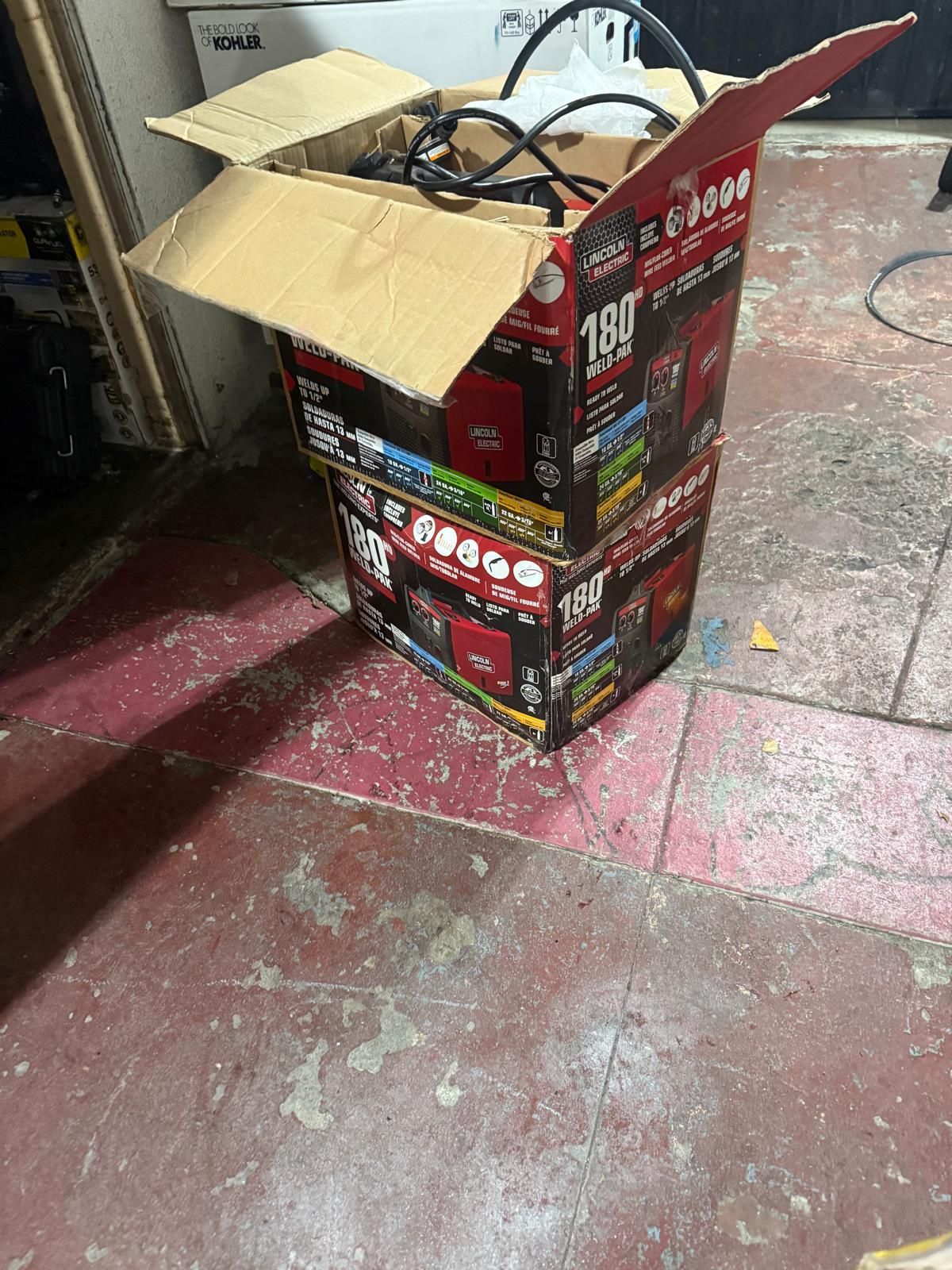 Lincoln Weld-Pak 180 Amp MIG Flux-Core Wire Feed Welder, 230V, Aluminum Welder  Like New 