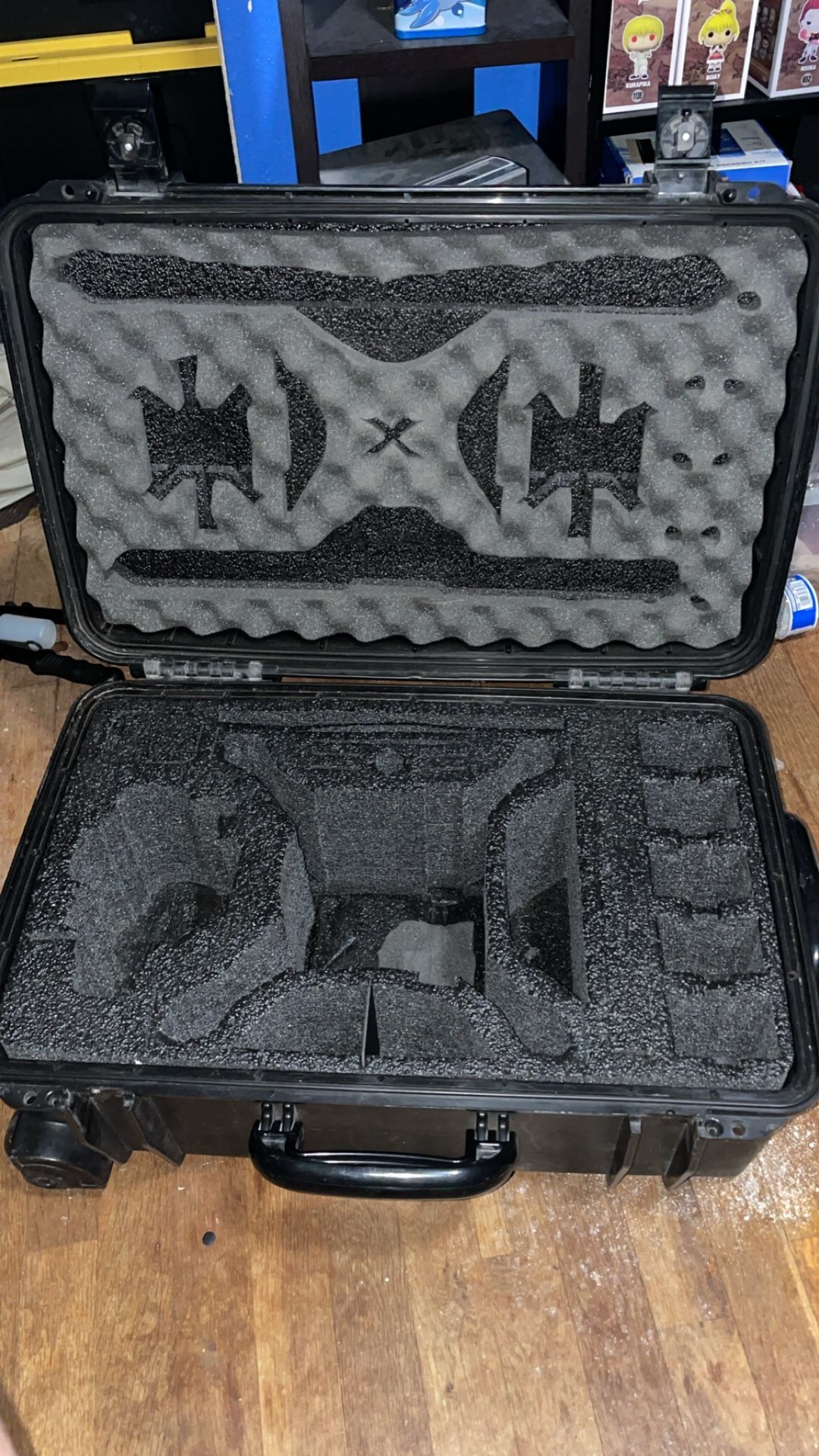 Waterproof DJI Phantom 4 Phantom 4 Pro Drone Wheeled Case  case club