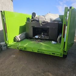 DUMP TRIALER J-U-N-K 