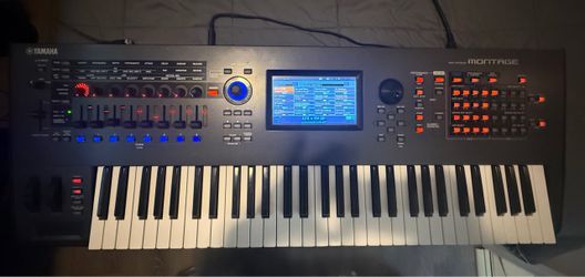 Yamaha Montage 6 Synthesizer Keyboard