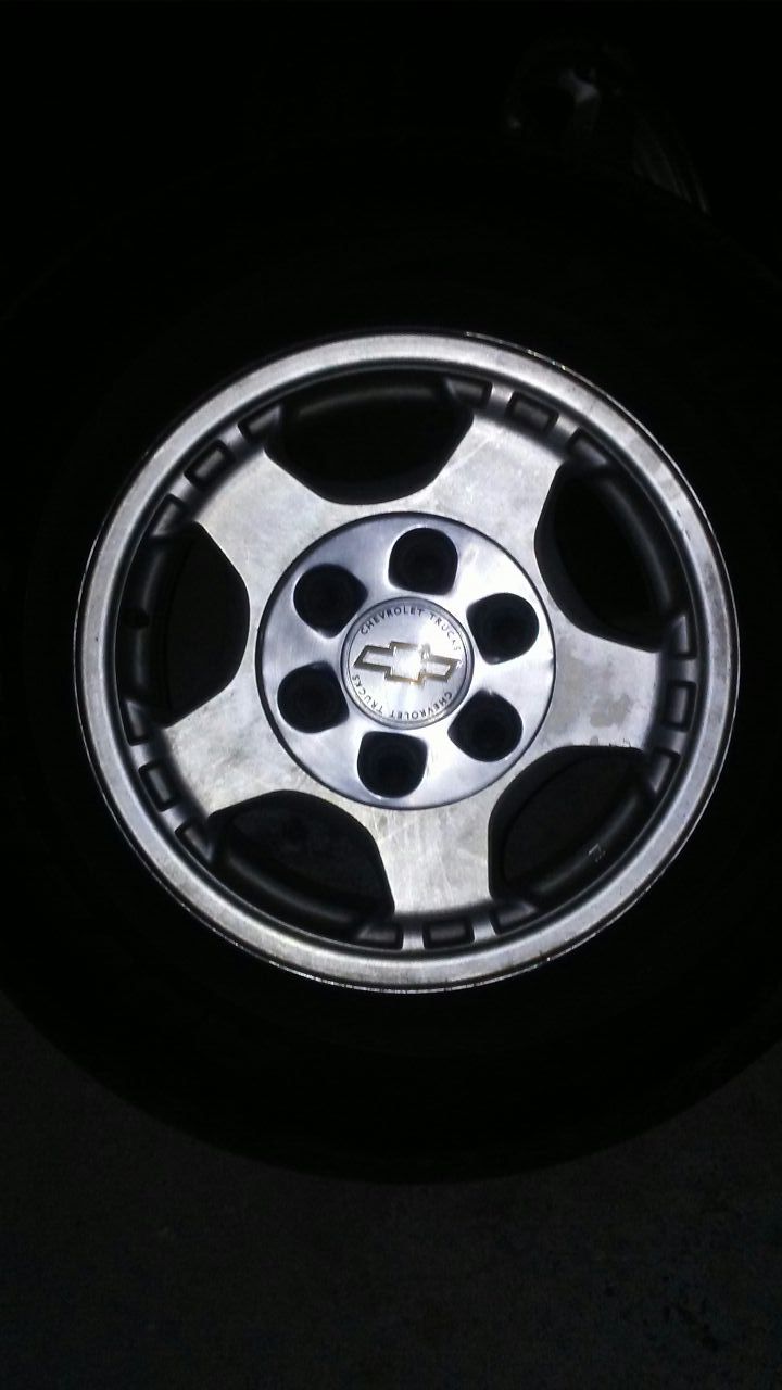 Chevrolet silverado tires