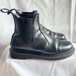 Doc Martens 1460 Mono - Ladies 7 Mens 6 