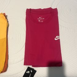Nike Tee 