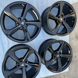 New Tesla Model Y Rims 19” OEM Factory Wheels Rines Nuevos New Gloss Black Powder Coated ( Exchange Available )( Cambio Disponible ) 