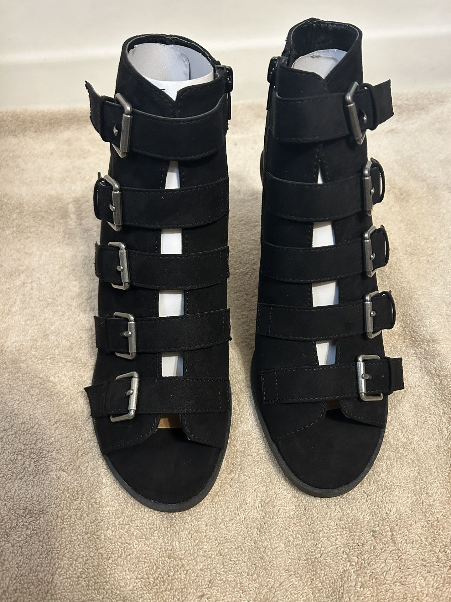 New In Box Dolcetta Black Open Toe With Buckles On Front For Decoration And Side Zipper 