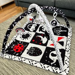 Baby gym play mat