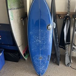 Surfboard Fish 5’8 - 30,64L