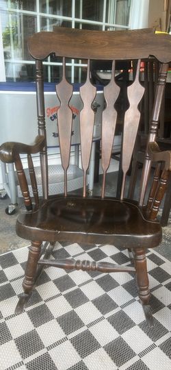 Rocking chair