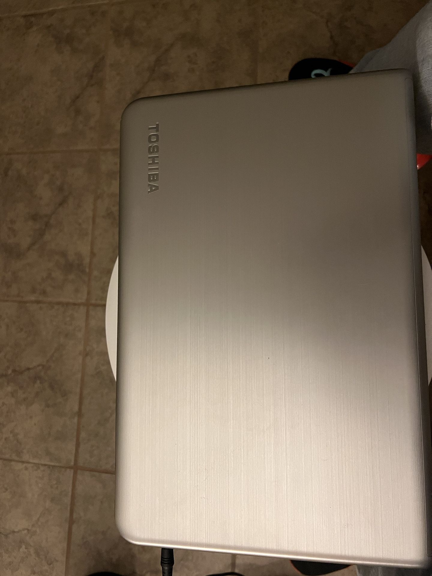 Laptop TOSHIBA