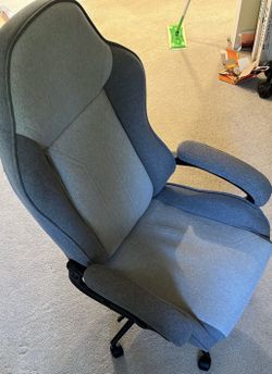 Brand New Assembled Gaming Chair
