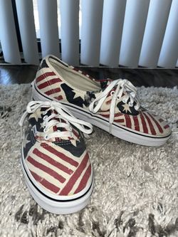 Vans Authentic (Van Doren) Retro Flag - Men’s 9.5