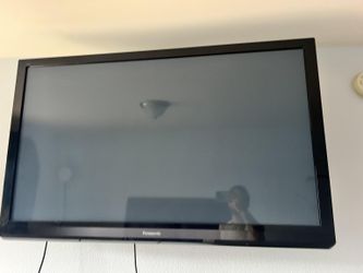 Panasonic VIERA 50-inch plasma TV with wall mount
