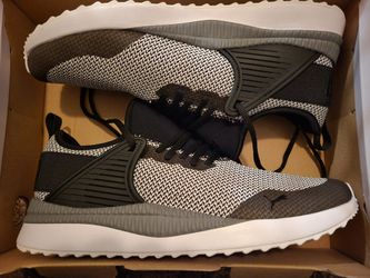 New Men's Size 9.5👍