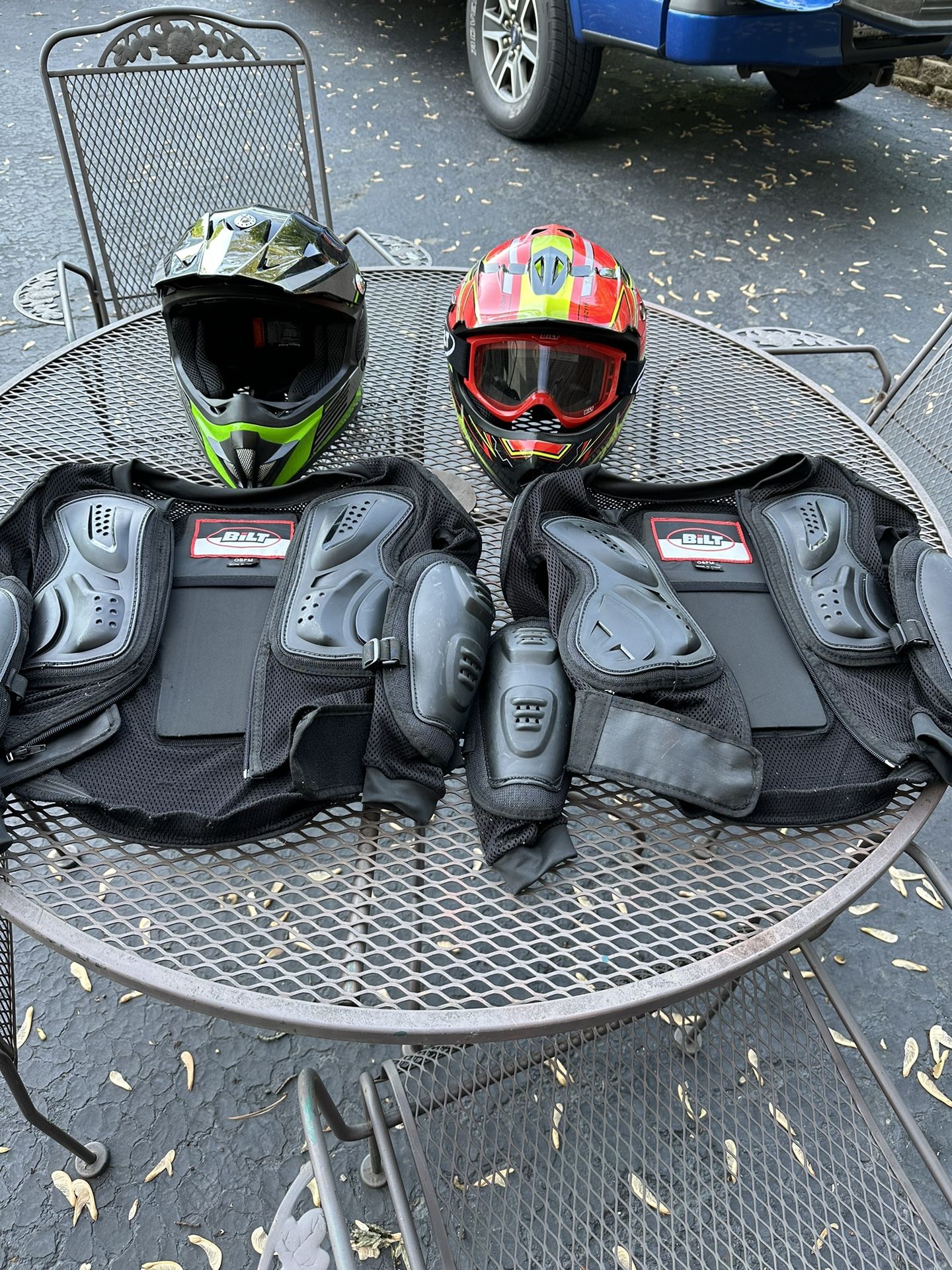 Kids Off-road Atv Riding Gear, 2 Helmet, 2 Sets Of Protection Pads, Of Gear, 1 Pair Of Goggles