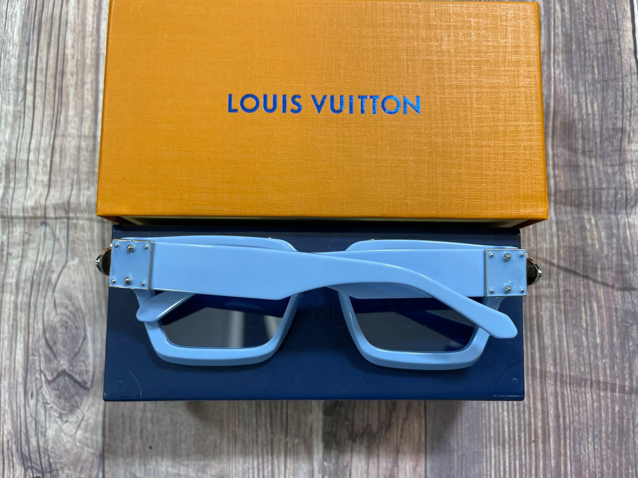 Louis Vuitton Millionaire Glasses for Sale in Brooklyn, NY - OfferUp