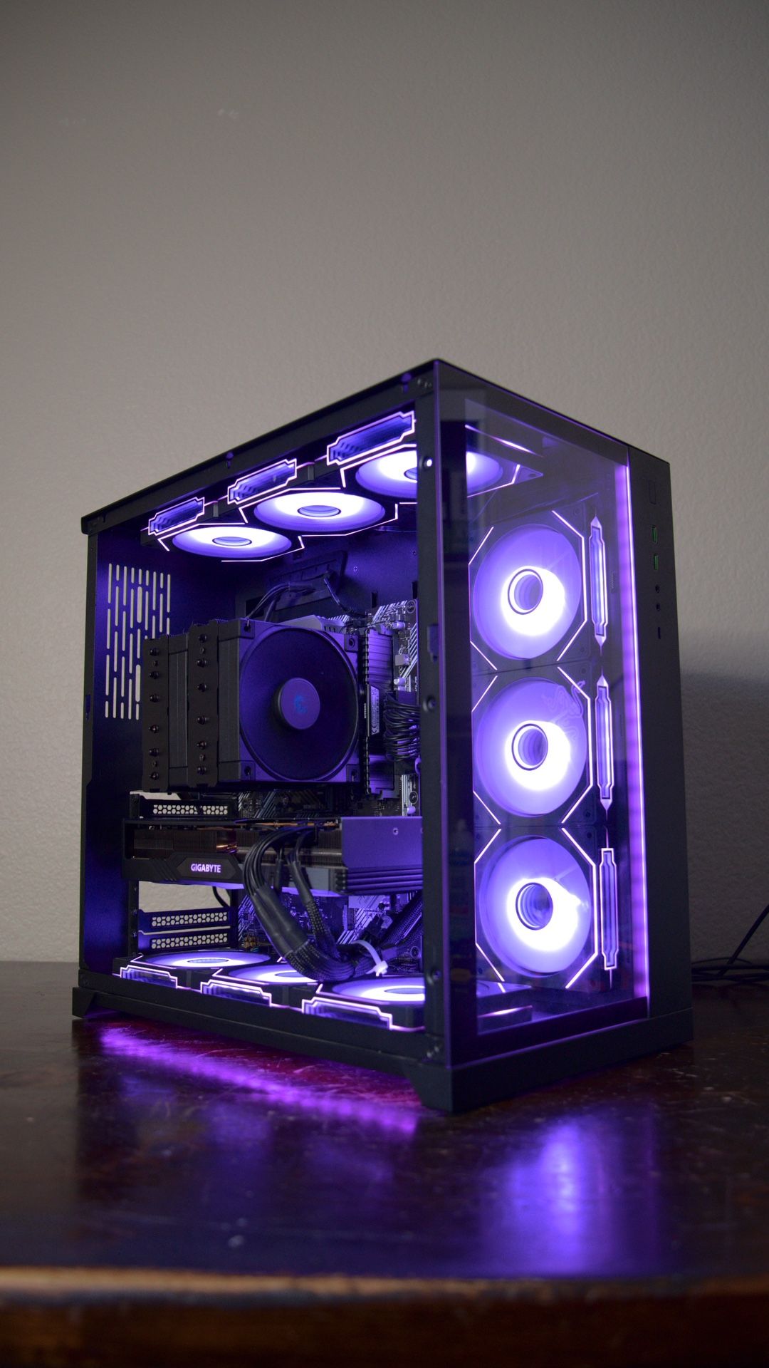 Gaming PC | RX 7800XT | Ryzen 7 5800X3D | 32GB DDR4 | 2TB | Windows 11 | WiFi 