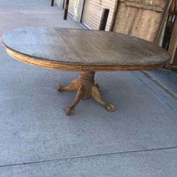 ☘️VINTAGE DINNER TABLE/EAGLE FOOT-EXTENSION-SOLID WOOD