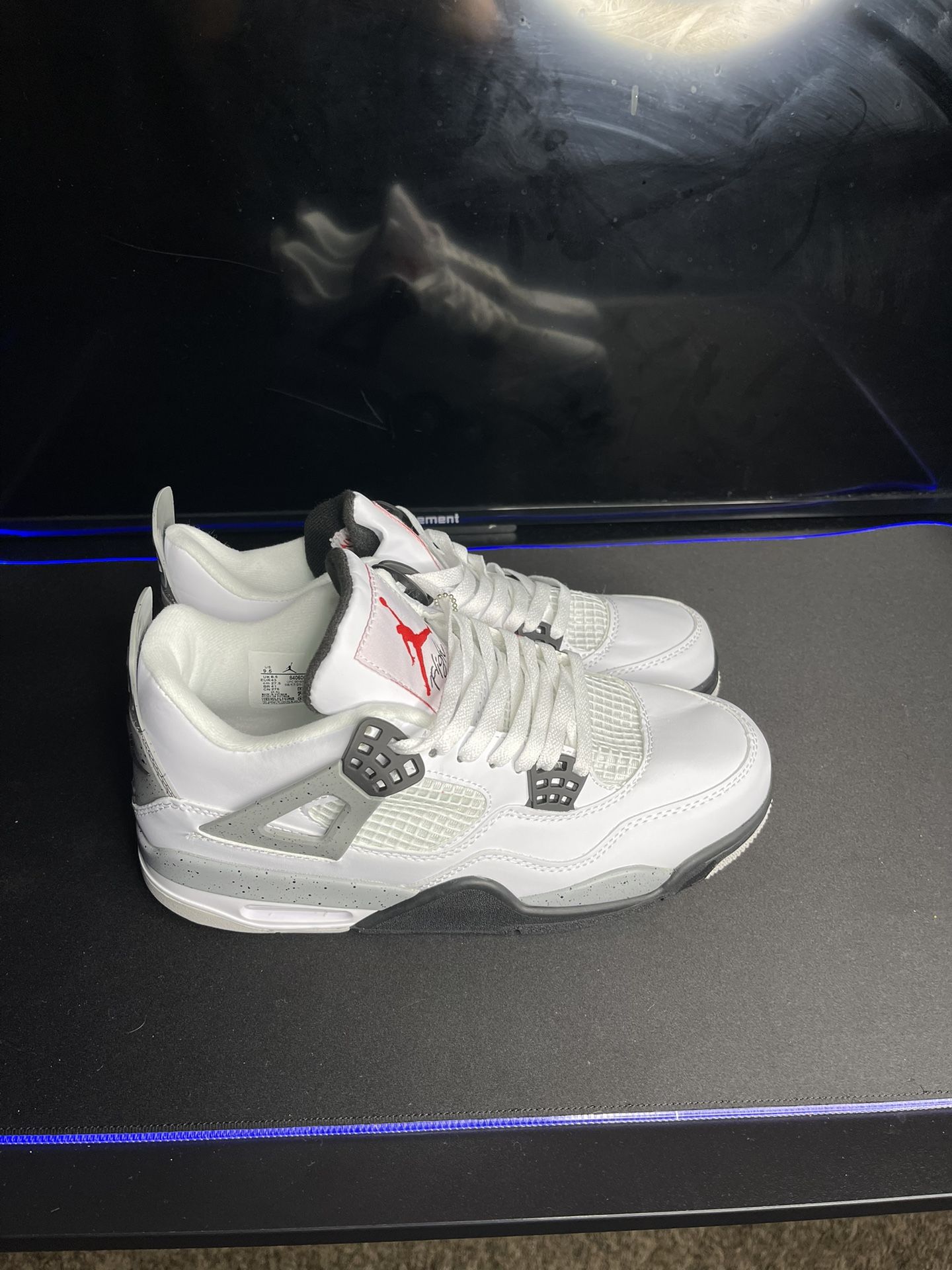 Jordan 4 White Cement 