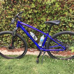 Specialized Crosstrail Shimano Components Mint Low Mileage 