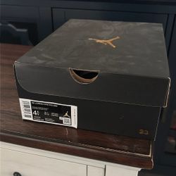 Air Jordan 13 Retros Gs 4 5 Y