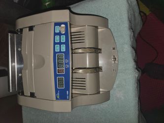 Royal Sovereign RBC-1000 electric bill counter and basic ultraviolet (UV) counterfeit detection.