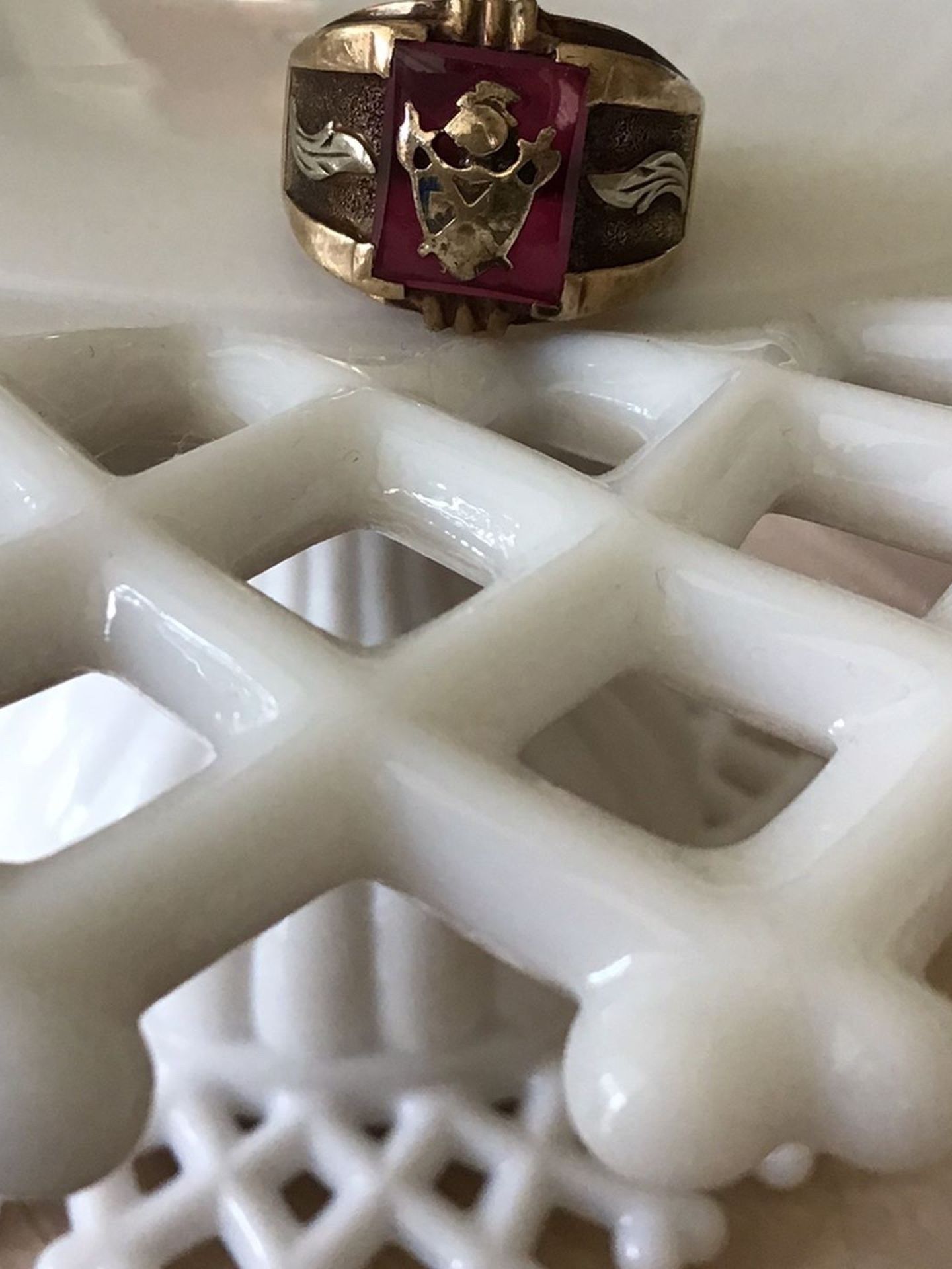 Vintage knights of PYTHIAS FCB 10 karat gold ring