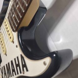 EG112 YAMAHA Strat Guitar EXC Pro Fret-level Setup & strings<125!