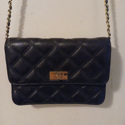 SAKS FIFTH AVENUE BLACK LEATHER Crossbody Chain Strap Quilted HANDBAG With Goldtone Hardware Crossbody Chain 