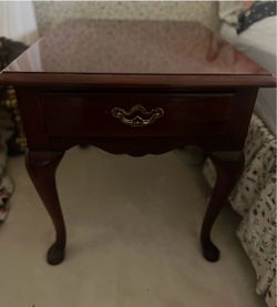 Set of Solid Wood Nightstands/ Bedside tables