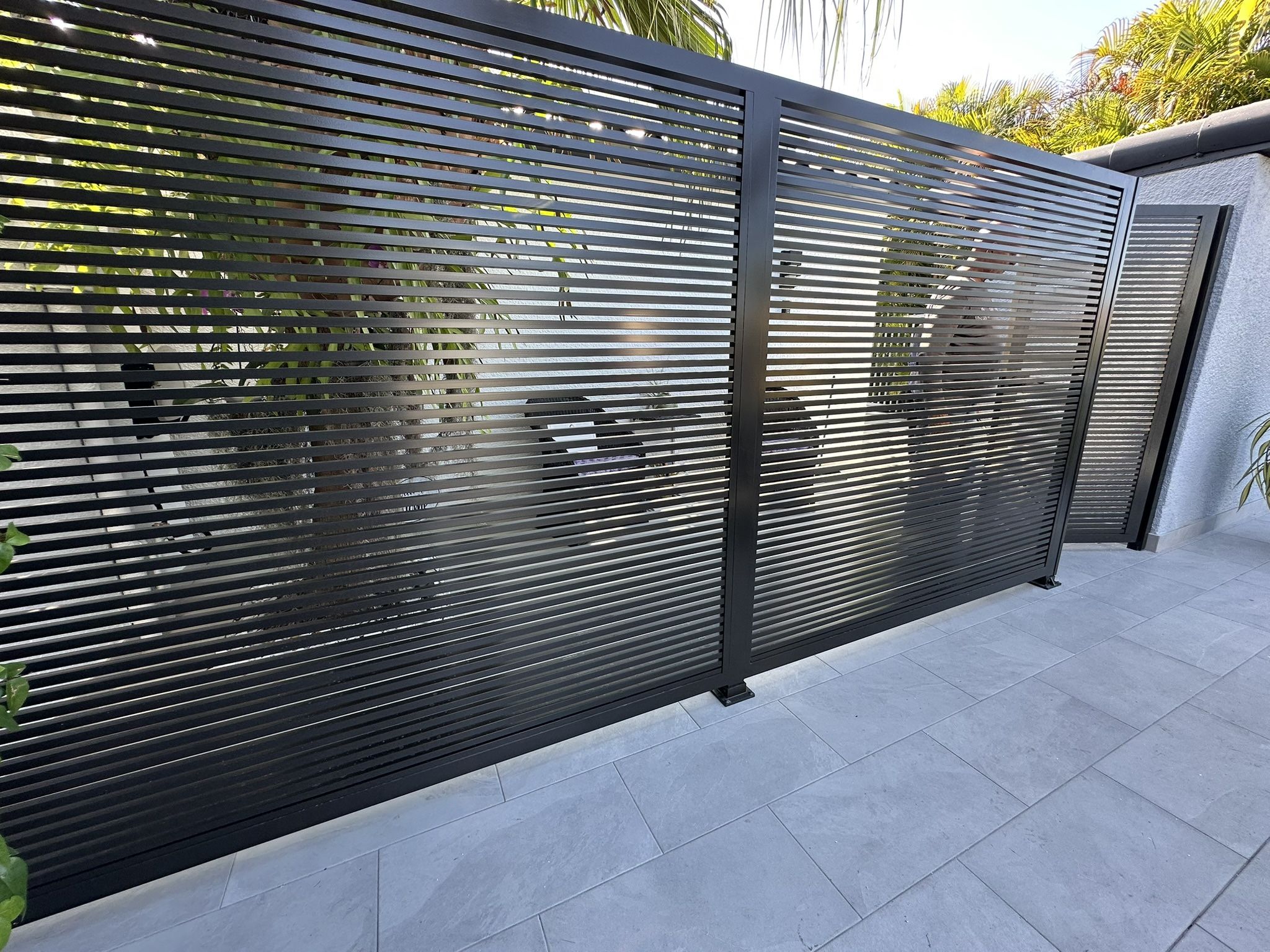 horizontal fence