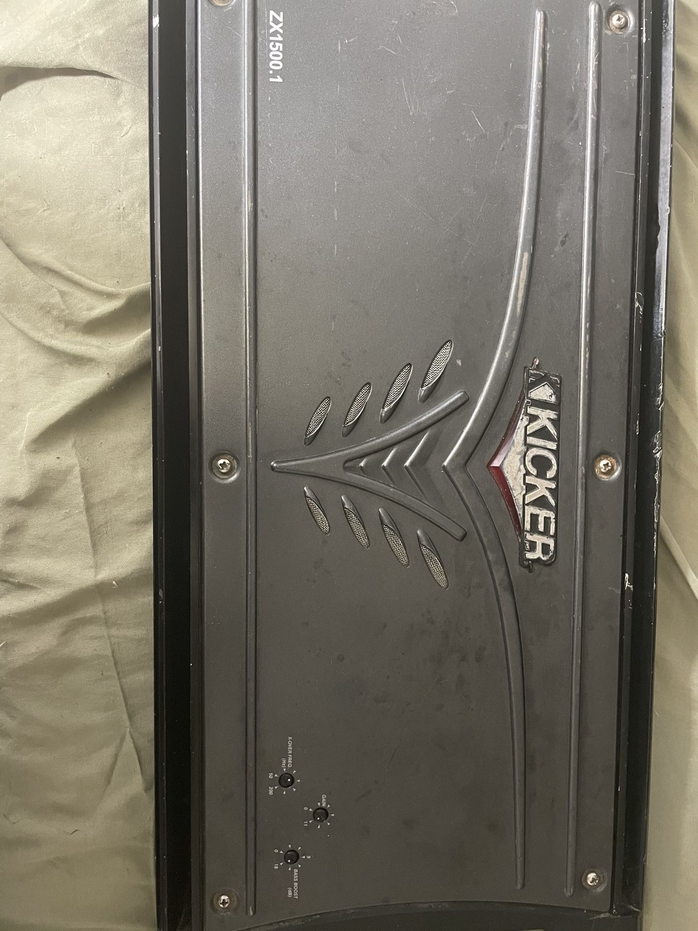 Kicker ZX1500.1 CLASS D MONO SUBWOOFER AMPLIFIER