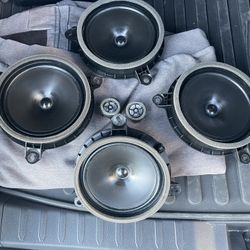 toyota rav4 2025 OEM Speakers 