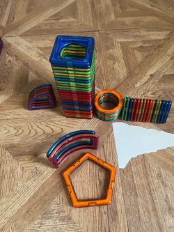 Magnaformers magnet multicolored