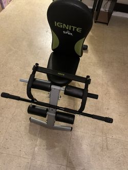 Weight Bench & Pull Up Bar 