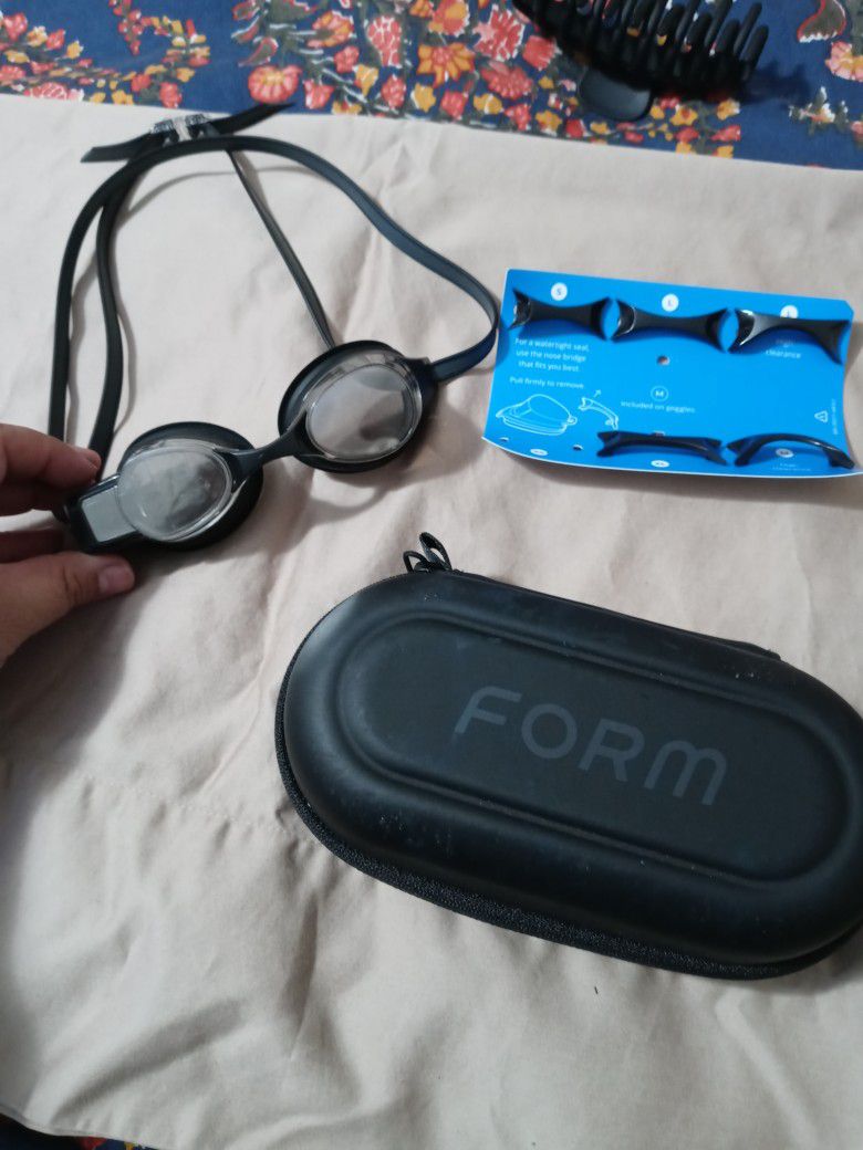 Form Goggles
