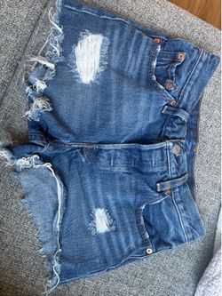 Levi’s shorts