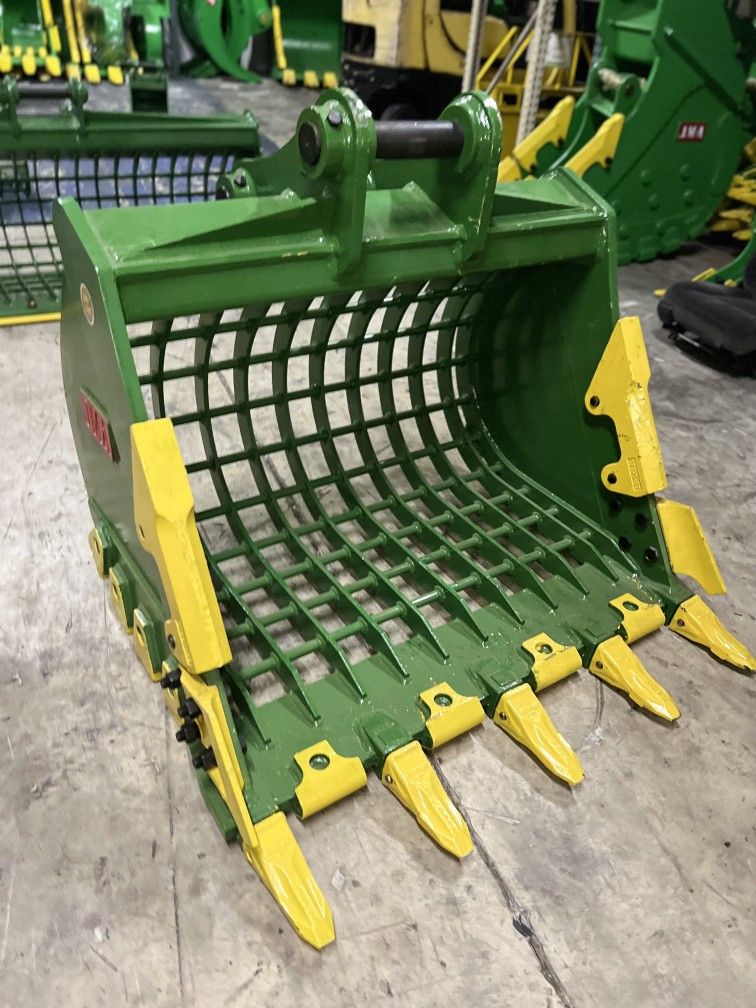 Heavy Duty Skeleton Bucket with Side Cutter 48" inches for Caterpillar 312 or Similar Machine.
