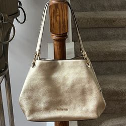 Michael Kors Kensington Large Shoulder Tote Bag