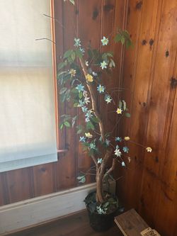 Tree decor