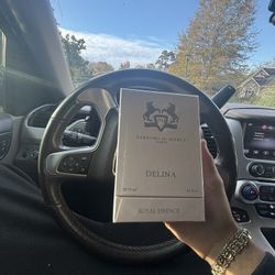 Parfum De Marly Delina