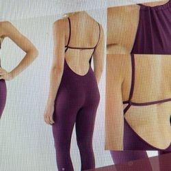 Lululemon One For Om bodysuit Sz 4 Like New
