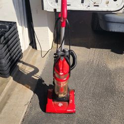 Vacuum-Dirt Devil